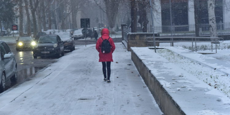 Covid: Încă 177 de persoane s-au infectat. Autoritățile raportează și 8 decese