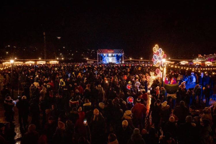 Toată Moldova a venit la Orheiland, la deschiderea celui mai frumos Târg de Crăciun din țară