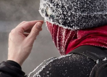 Frigul face victime: 16 persoane au suferit hipotermii și degerări