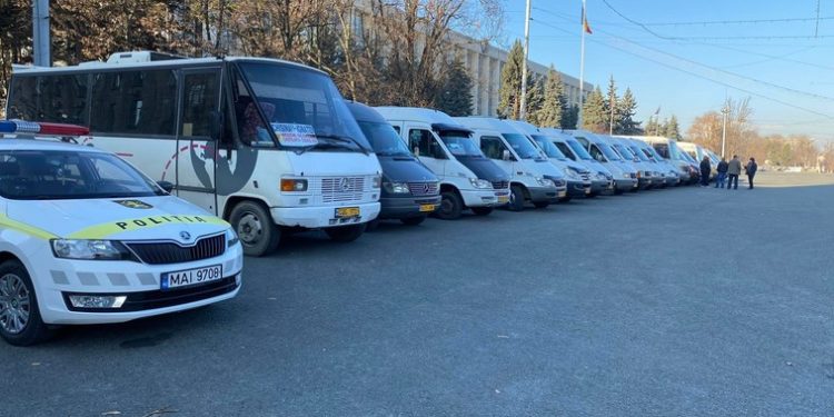 Transportatorii au decis să continue protestele. Cel puțin 200 unități de transport vor staționa în PMAN; cursele — sistate parțial