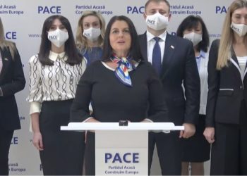 Lenunța Burghilă renunță la partidul lui Cavcaliuc. Se va dedica doar carierei de artist