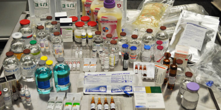 Cum arată tratamentul pentru o zi al unui bolnav cu COVID-19 internat la ATI