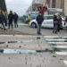 Două minore au ajuns la spital, după ce un taxi implicat în accident a fost proiectat pe trotuar | FOTO