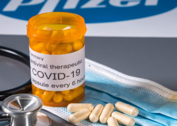 Comprimatele autorizate recent de Pfizer şi Merck pentru tratamentul Covid ar putea ajunge și în Moldova
