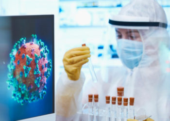 OMS: Persoanele care au avut COVID au un risc mai mare să se reinfecteze cu varianta Omicron