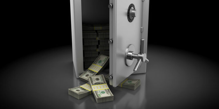 4.000 de dolari au dispărut din seiful Reprezentanței Ministerului rus al Apărării la București. Un angajat a sesizat Poliția Română