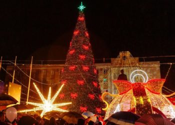 Cel mai mare pom de Crăciun din țară a fost inaugurat. Ilan Șor: Orheiul a devenit pentru al șaptelea an consecutiv capitala sărbătorilor de iarnă