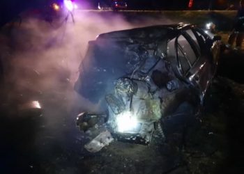 Accident de groază, la Cimișlia. Un șofer a murit după ce mașina lui s-a izbit într-un copac, apoi a luat foc | VIDEO