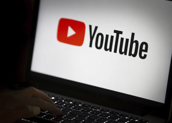 YouTube заблокировал канал актрисы Шукшиной из-за дезинформации о COVID-19