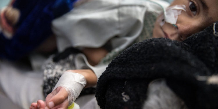 14 milioane de copii afgani, în pragul foametei. 98% din populația Afganistanului nu are suficientă mâncare