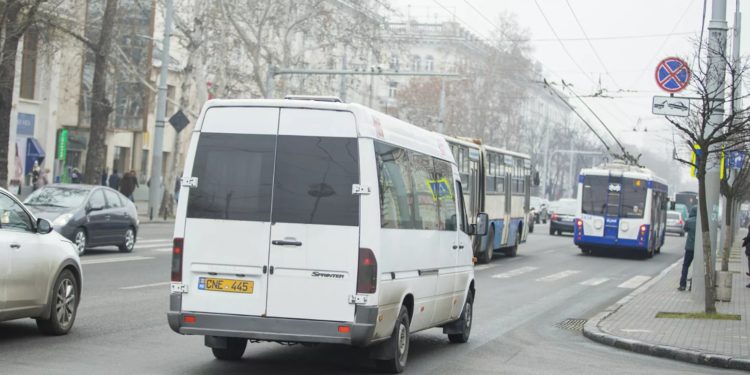 В столице изменится маршрут одного из микроавтобусов