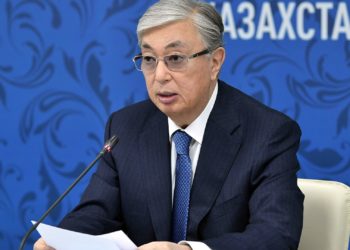 Президент Казахстана отдал приказ «открывать огонь по террористам на поражение без предупреждения»