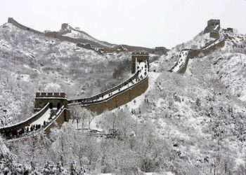 В Китае из-за землетрясения упала часть Великой китайской стены