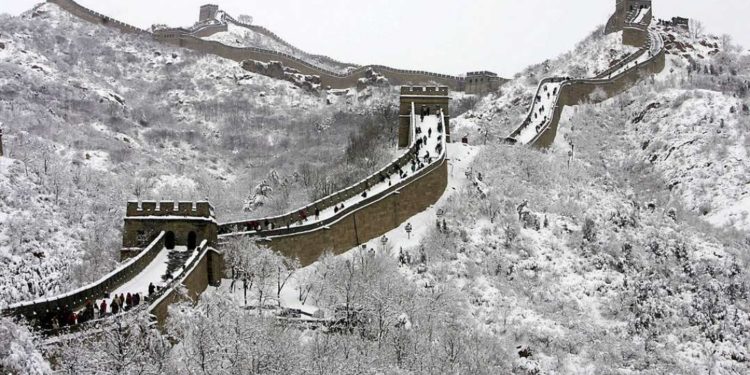 В Китае из-за землетрясения упала часть Великой китайской стены