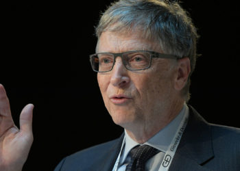 Гейтс спрогнозировал спад заболеваемости COVID-19