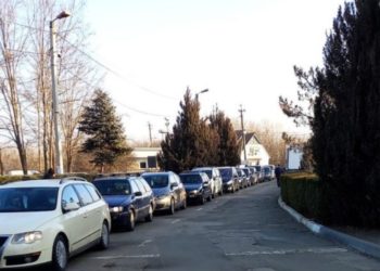 Затруднено движение на некоторых КПП на границе Молдовы
