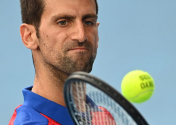 Власти Австралии повторно аннулировали визу Джоковича, его должны депортировать | VIDEO