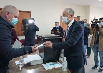В Португалии прошли выборы в парламент