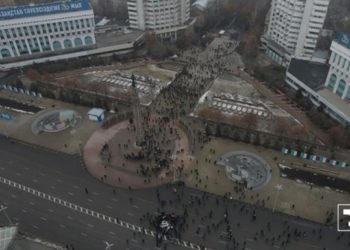 В Алма-Аты захватили президентскую резиденцию