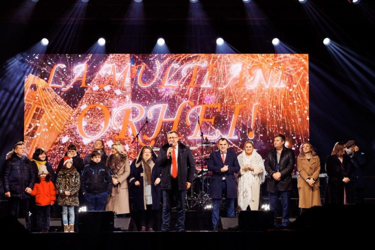 Concert de excepție, la OrheiLand, de Revelion! Mii de oameni au întâmpinat noul an într-o atmosferă de poveste!
