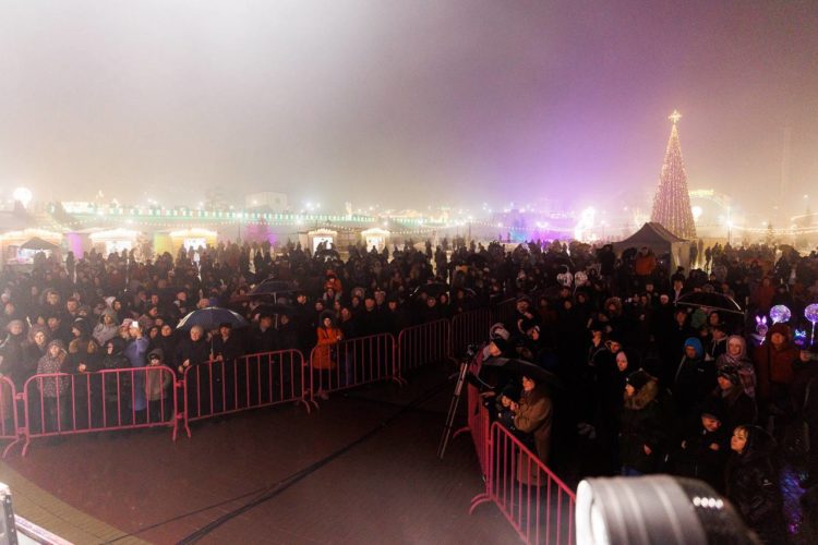 Concert de excepție, la OrheiLand, de Revelion! Mii de oameni au întâmpinat noul an într-o atmosferă de poveste!