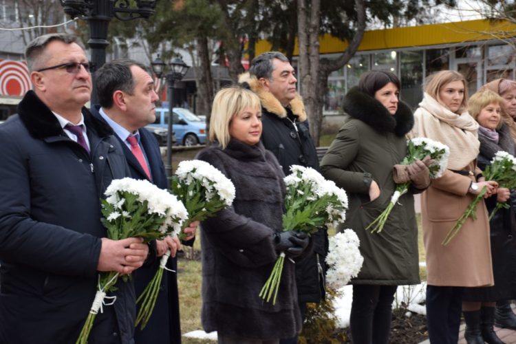 Ziua de naștere a poetului Mihai Eminescu a fost sărbătorită, la Orhei, prin mai multe manifestări culturale