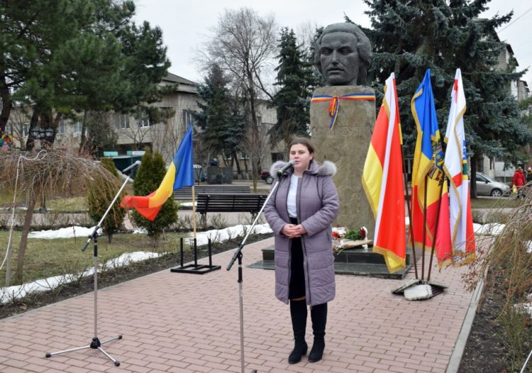 Ziua de naștere a poetului Mihai Eminescu a fost sărbătorită, la Orhei, prin mai multe manifestări culturale