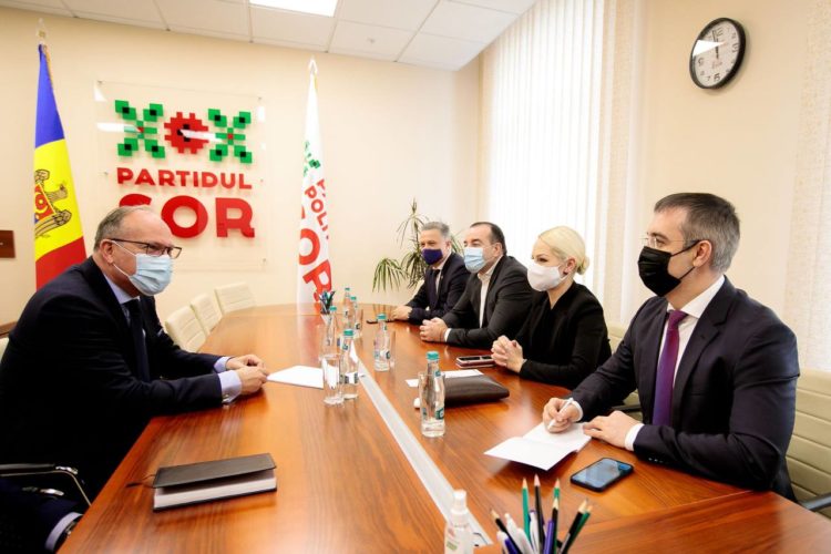 Deputații Partidului „ȘOR” s-au întâlnit cu Ambasadorul României