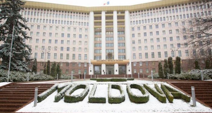 Parlamentul și-a adaptat regimul de lucru la cerințele Comisiei Naționale Extraordinare de Sănătate Publică