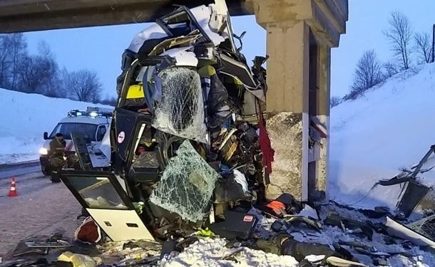 Cinci oameni au murit într-un grav accident de autobuz, la sud de Moscova. Alte 21 de persoane sunt rănite