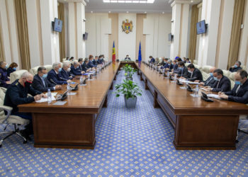 Instituțiile publice, obligate să economisească lumina și gazul. Deciziile anunțate după ședința Comisiei pentru Situații Excepționale