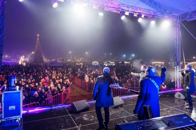 Concert de excepție, la OrheiLand, de Revelion! Mii de oameni au întâmpinat noul an într-o atmosferă de poveste!