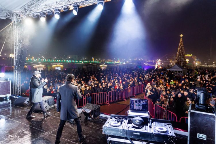 Concert de excepție, la OrheiLand, de Revelion! Mii de oameni au întâmpinat noul an într-o atmosferă de poveste!