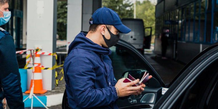 Cum se circulă la frontierele de stat: Câți moldoveni au ieșit din țară de Crăciun