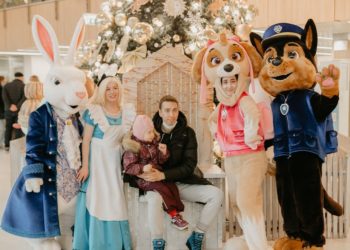 В канун Рождества Avia Invest снова удивила пассажиров Кишиневского аэропорта сюрпризами и подарками | VIDEO