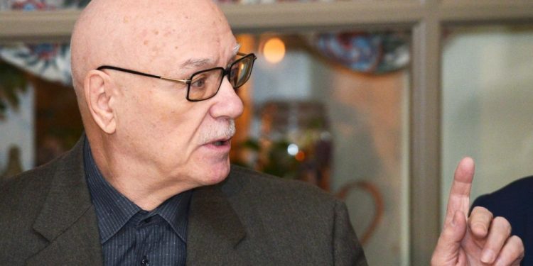 Леонида Куравлева выписали из больницы и перевели в хоспис