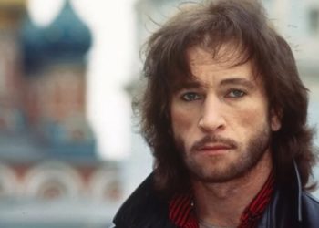 Суд в Петербурге заочно арестовал предполагаемого убийцу певца Талькова