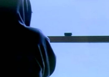 Un minor a fost luat la pumni și picioare de un alt tânăr cu o deosebită cruzime. Întreaga scenă a fost filmată, iar ulterior expediată redacției TV6 | VIDEO
