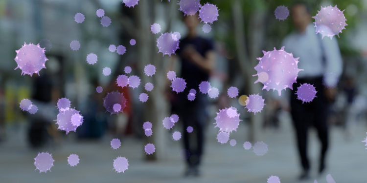 Studiu: Coronavirusul își pierde 90% din capacitatea de a infecta în cinci minute în aer