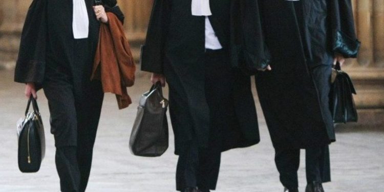 Avocații, indignați de un amendament la legea cu privire la avocatură: Este nevoie de grevă și protest