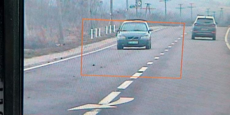 Cu 140 de km pe oră, zbura pe un traseu din Călărași: Un șofer, prins de polițiști