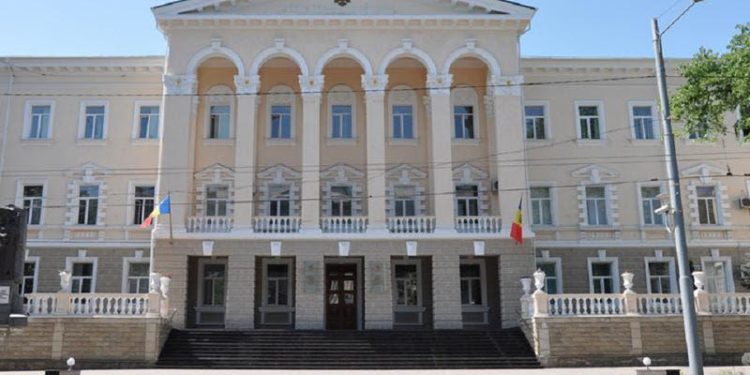 Au spart cele 12 zile de tăcere cu noi numiri: MAI are doi noi secretari de stat. Ce numiri a mai aprobat Guvernul