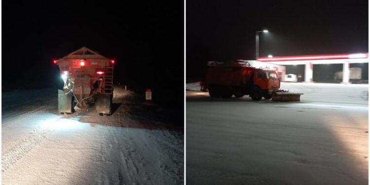 Pe drumurile din țară se circulă în condiții de iarnă. Șoferii sunt îndemnați să conducă cu prudență