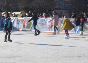 Restricții, dar nu pentru toți: În timp ce parcul OrheiLand a fost închis, la Bălți și Chișinău toate terenurile de joacă și zonele de agrement au activat în weekend | VIDEO