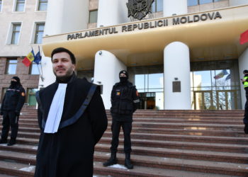 Вопреки протестам, PAS приняла во втором чтении поправки к закону «Об адвокатуре» | VIDEO