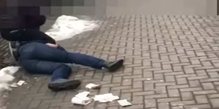 Contrabandă cu droguri. Capii grupării, un cetățean din Tadjikistan și o Ucraineancă, reținuți în flagrant cu 1 kg de heroină la ei