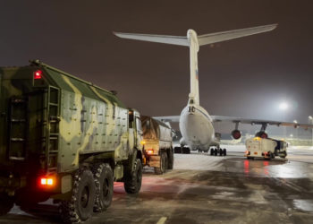 В воскресенье в Казахстане отменили 129 авиарейсов