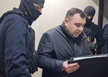 Președintele Partidului Democrația Acasă, Vasile Costiuc, a declarat greva foamei