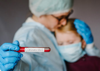 În Moldova crește numărul micilor pacienți infectați cu noul coronavirus. Autoritățile din Chișinău trag un semnal de alarmă și cer implicarea autorităților centrale | VIDEO