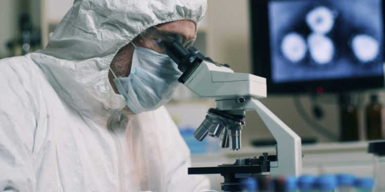 Spania confirmă primele cazuri de „flurona”, infectarea simultană cu gripă şi coronavirus